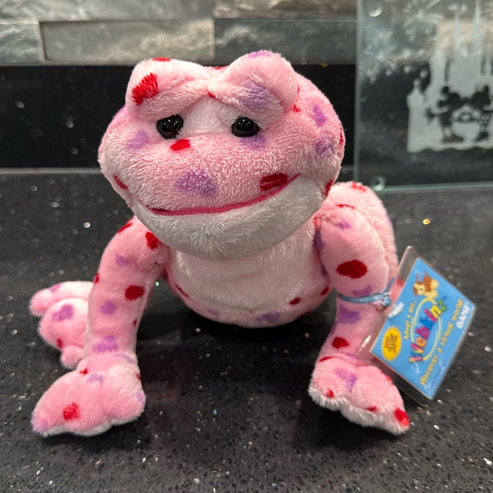 New with tags, Webkinz love frog